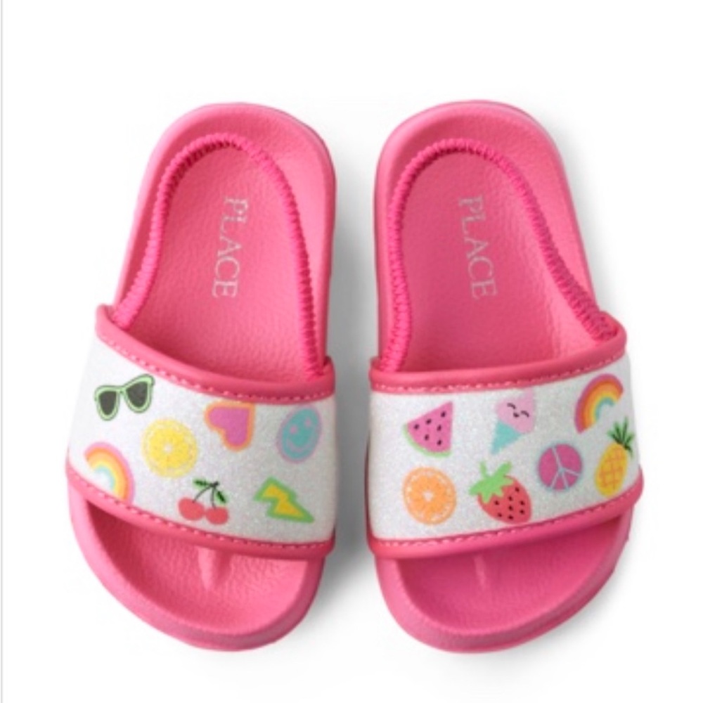 New The children’s Place sandals 🩷